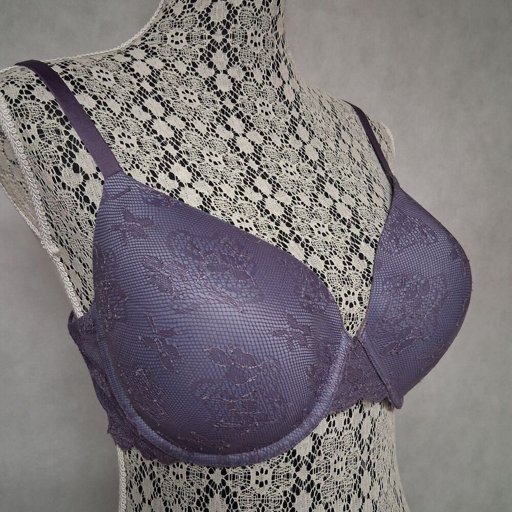 Victoria's Secret Bio Bra 38C Purple Padded Full Coverage Floral Lace